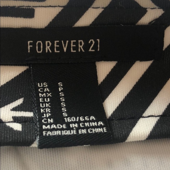 Forever 21 Mini Skirt Sz S - Picture 3 of 3